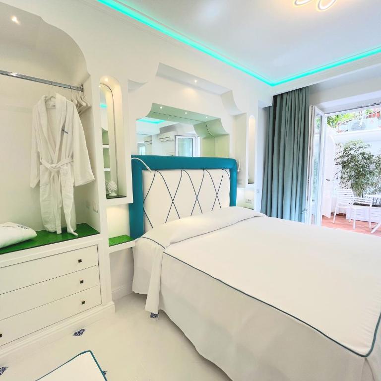 Lux 2BR Apartment in Positano View Terrace & Pool - Appartamento con 2 Camere da Letto - 95