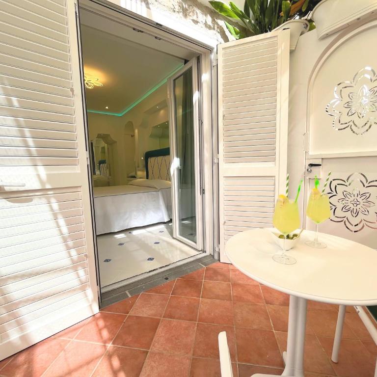 Lux 2BR Apartment in Positano View Terrace & Pool - Appartamento con 2 Camere da Letto - 91