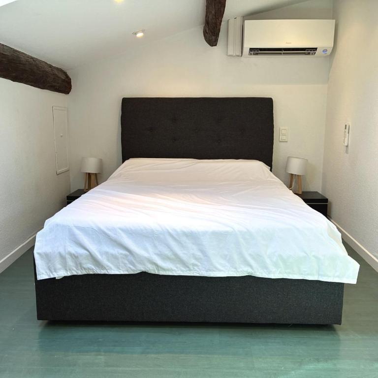 Duplex Apartment Old Town & Beach - Appartement 2 Chambres avec Balcon - 26
