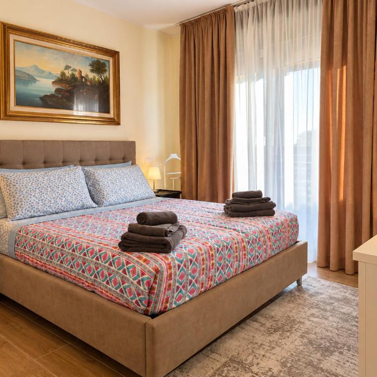 Valverde Apartments and Room - Camera Matrimoniale Deluxe con Balcone - 8