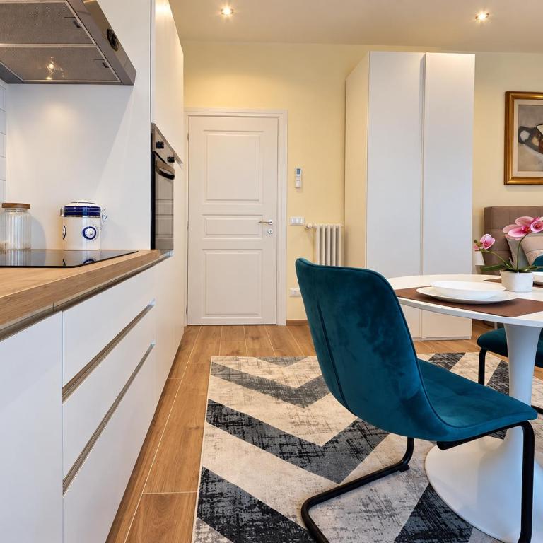 Valverde Apartments and Room - Monolocale Matrimoniale Deluxe - 13