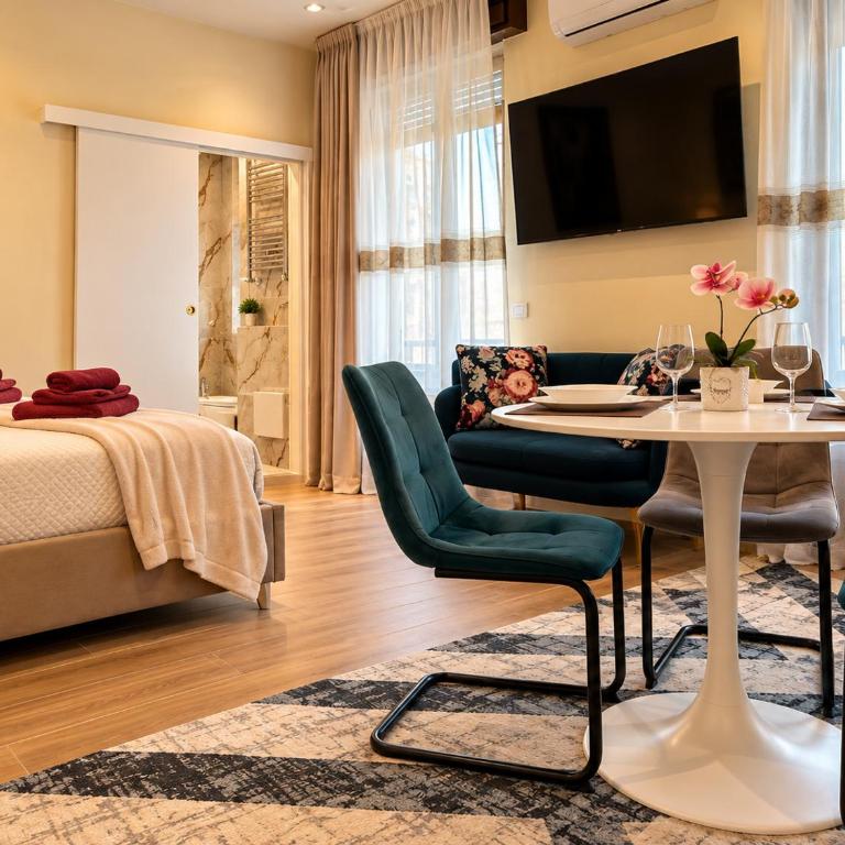 Valverde Apartments and Room - Monolocale Matrimoniale Deluxe - 6