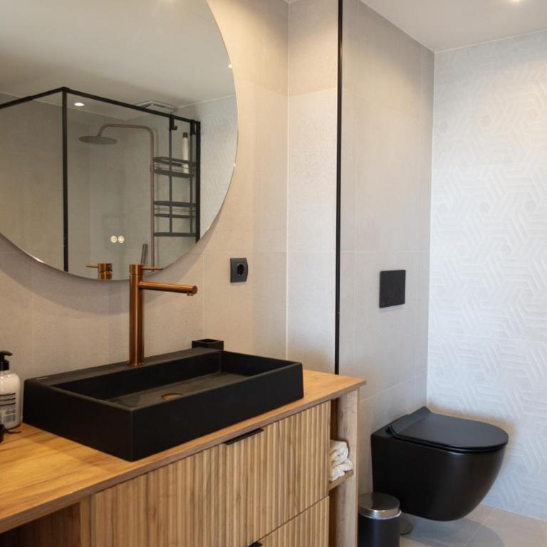 AR22 Belgravia Club - Four-Bedroom House - 10