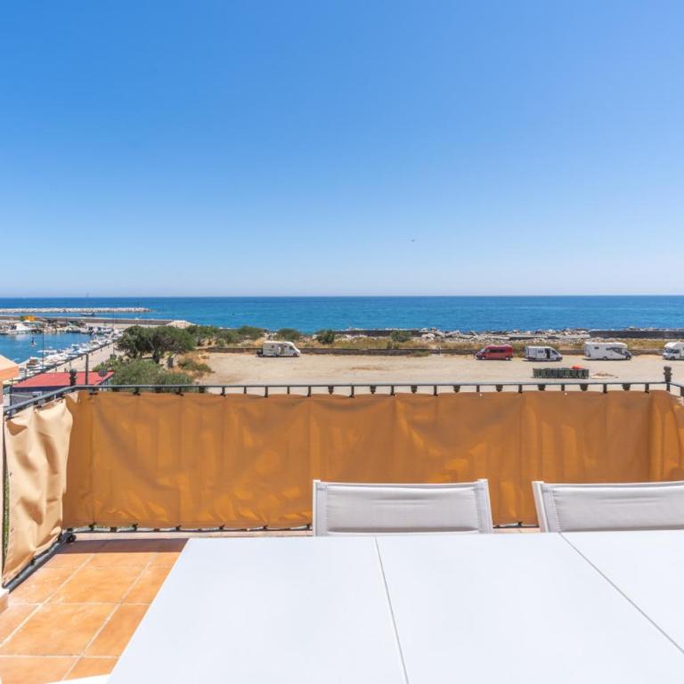 AR22 Belgravia Club - Four-Bedroom House - 18