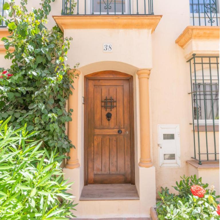 AR22 Belgravia Club - Four-Bedroom House - 19