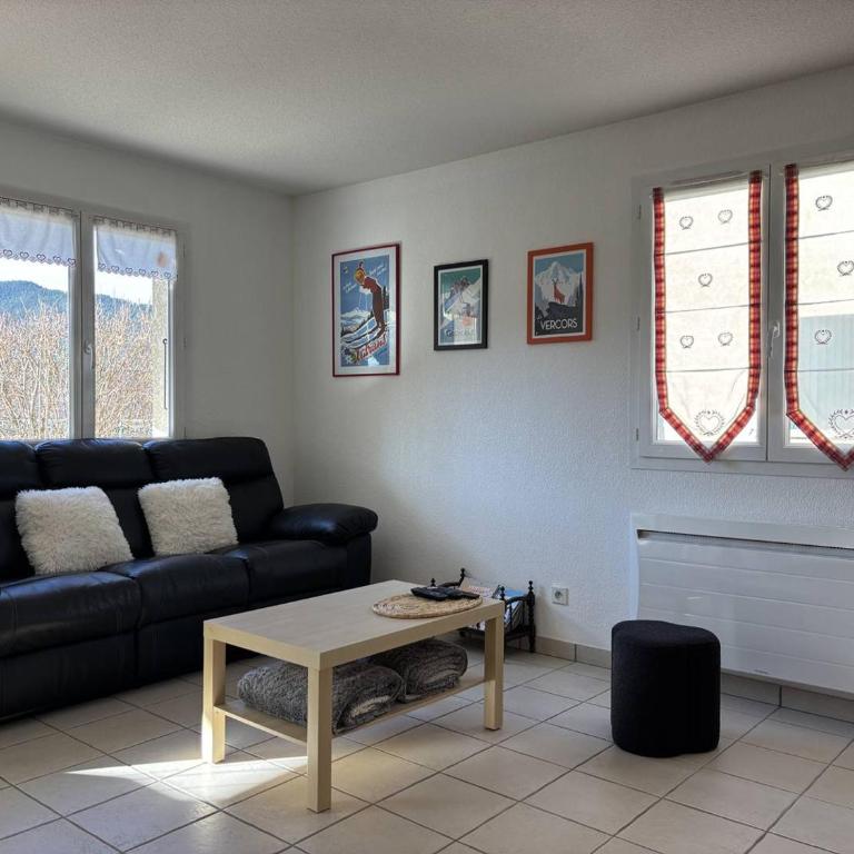 Appartement cosy avec terrasse et garage à deux pas des pistes ! - Appartement 2 Chambres - 1