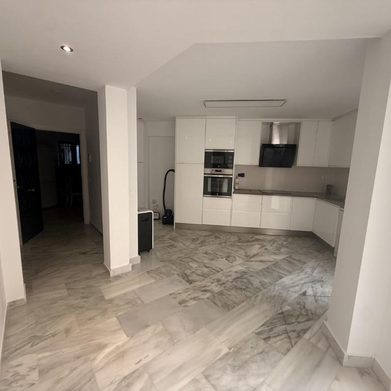 Villa en Marbella para 8 en 1ra linea de playa - Villa de 3 dormitorios - 38