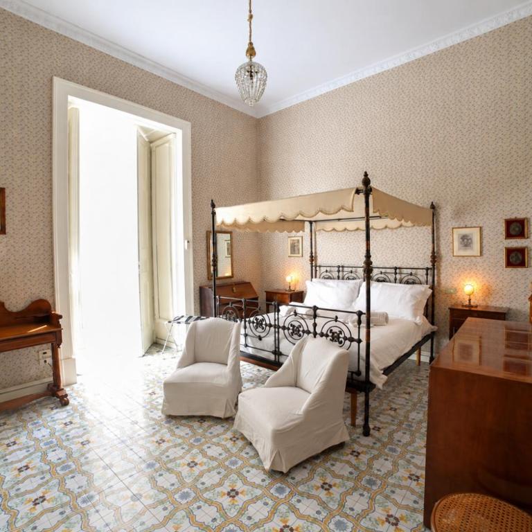 Conservatorio 16 Rooms centro storico - Grande Chambre Double - 1