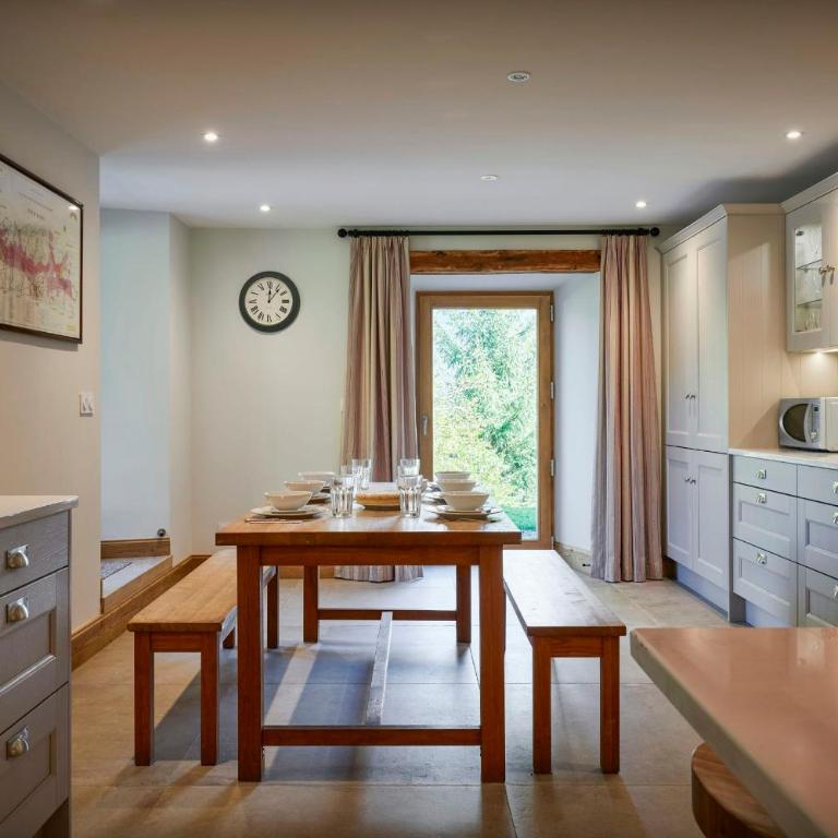 Chalet Madeleine - OVO Network - Chalet - 9