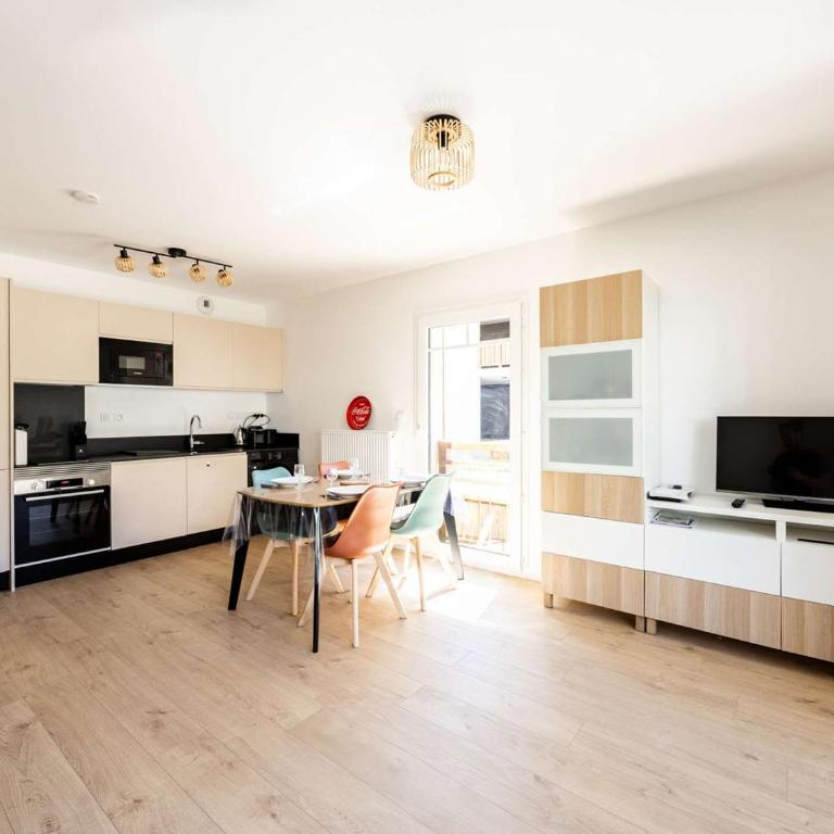 Studio élégant, balcon et parking - 4 pers. - FR-1-883-22 - Studio - 8