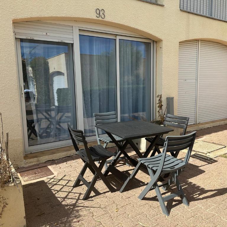 Appart T2 4 pers 50 m de la mer avec piscine - Apartment mit 1 Schlafzimmer - 25