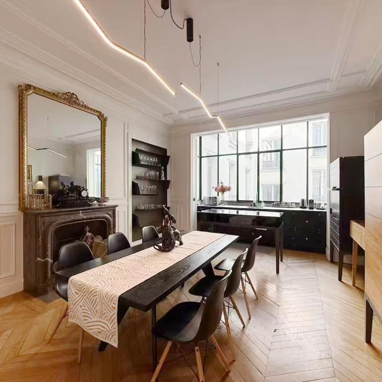Grand Appartement Élégant et Spacieux pour des Vacances Inoubliables en Famille, Riches en Beaux Souvenirs - Appartement Deluxe - 3