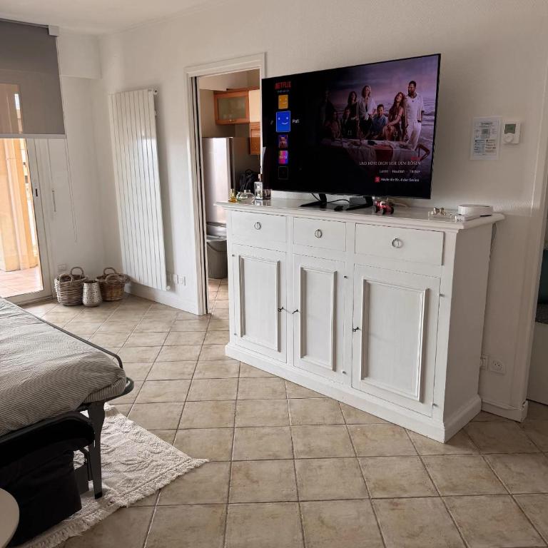Palais Josephine Apartment - 5 meters to Monaco and free parking - Appartement 1 Chambre - 22