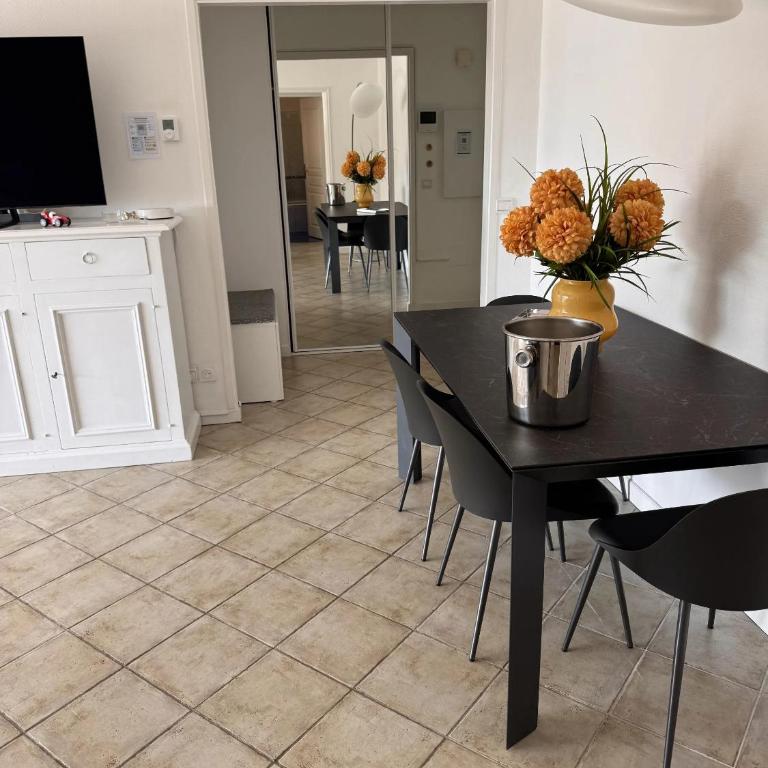 Palais Josephine Apartment - 5 meters to Monaco and free parking - Appartement 1 Chambre - 23