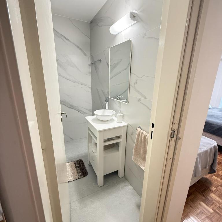 Apart Teatro Colón - One-Bedroom Apartment - 5