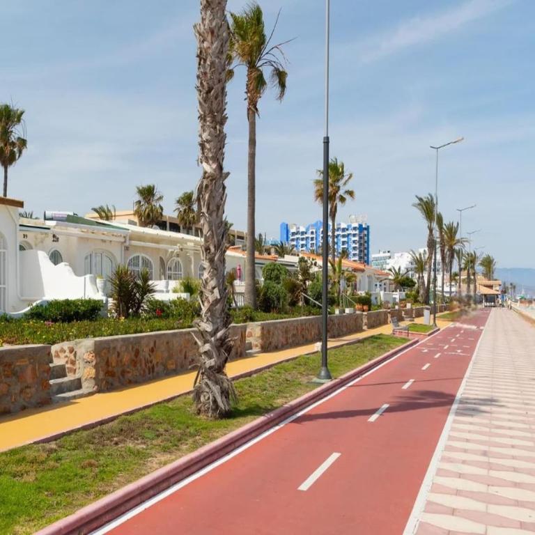 Charming apartment with pool in Roquetas de Mar - One-Bedroom Apartment - 8