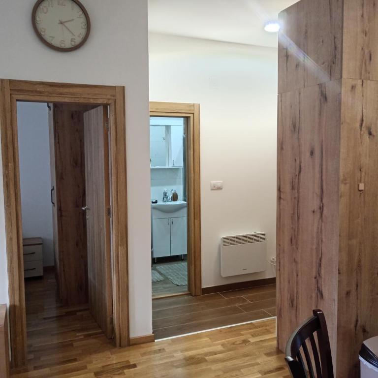 Izvor - One-Bedroom Apartment - 5