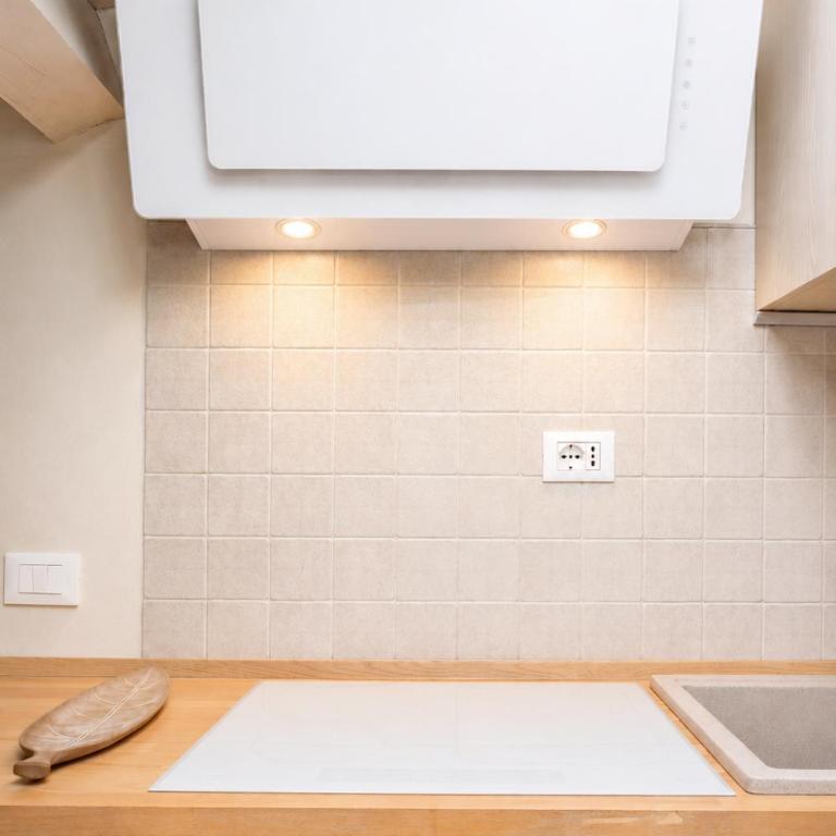 White Attic Lucca - Two-Bedroom Apartment - 4