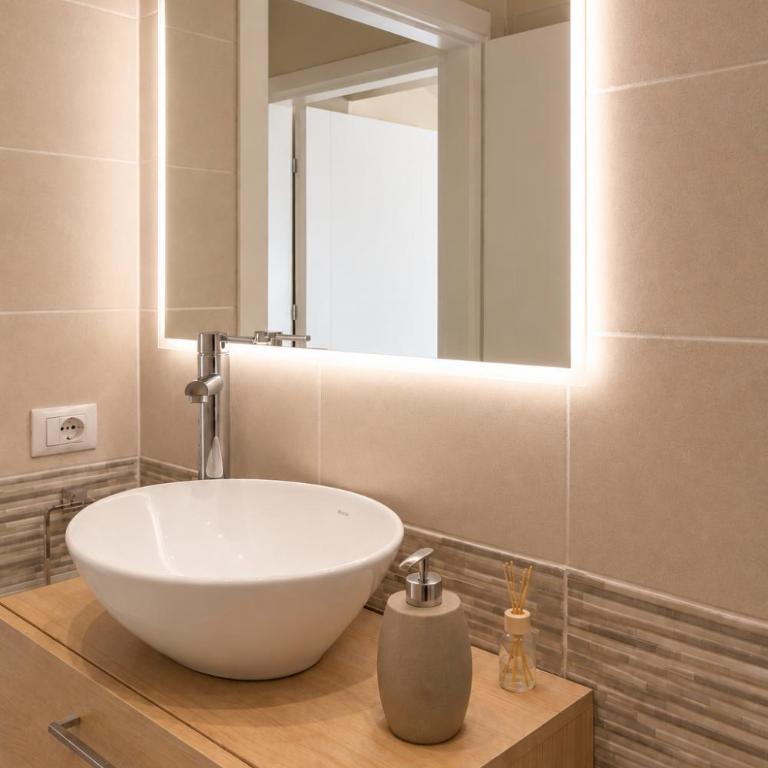 White Attic Lucca - Two-Bedroom Apartment - 32