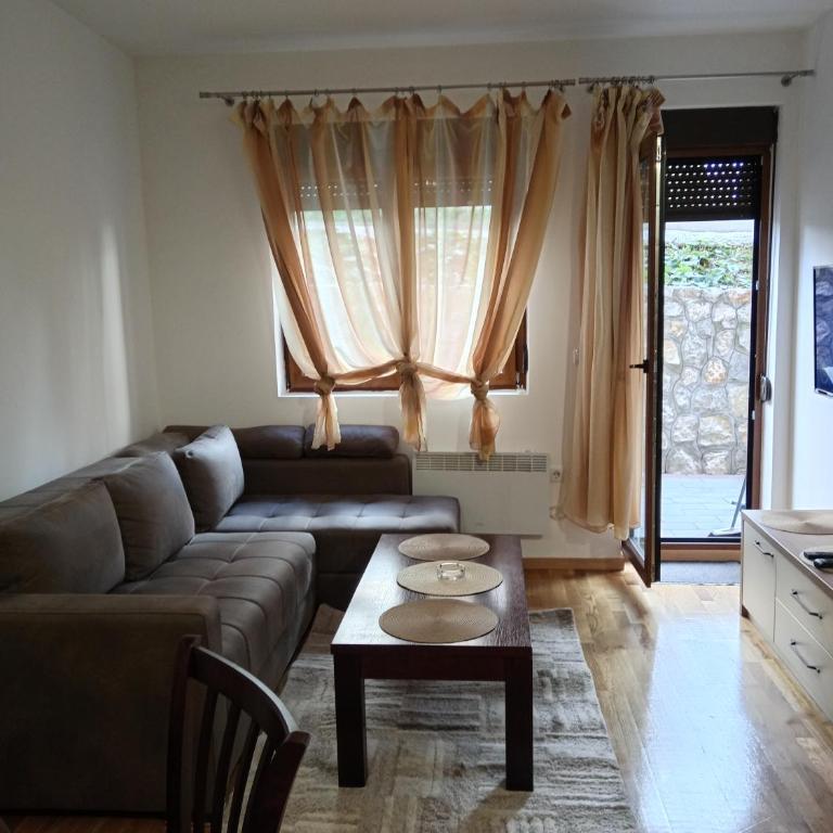 Izvor - One-Bedroom Apartment - 37