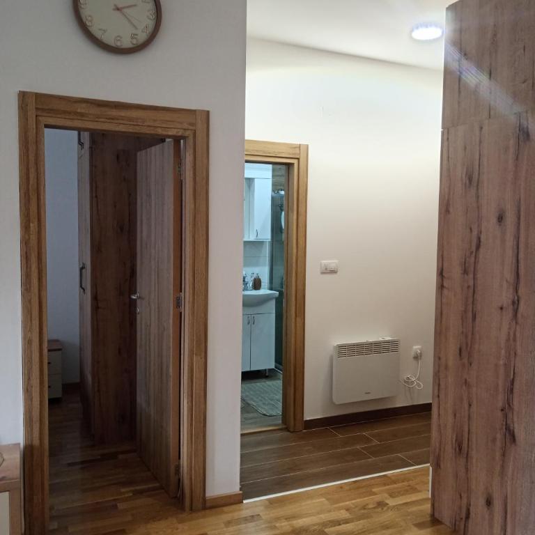Izvor - One-Bedroom Apartment - 41