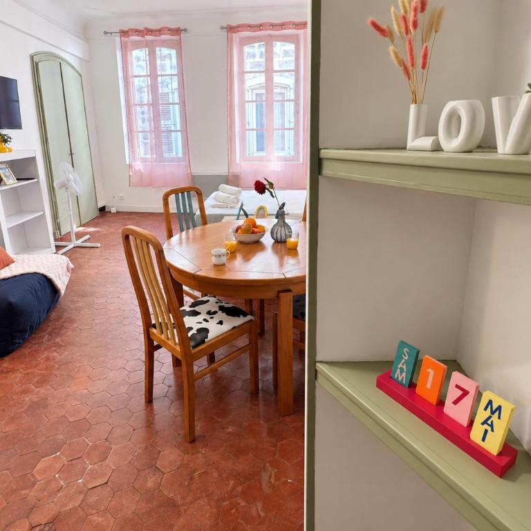 STUDIO - place St Didier - Emplacement idéal - One-Bedroom Apartment - 7
