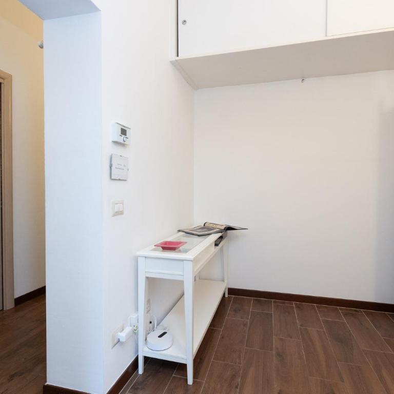 GuestHost - Roomy Apartment in Rome's Centre - Appartamento - 15