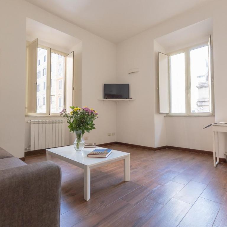 GuestHost - Roomy Apartment in Rome's Centre - Appartamento - 1