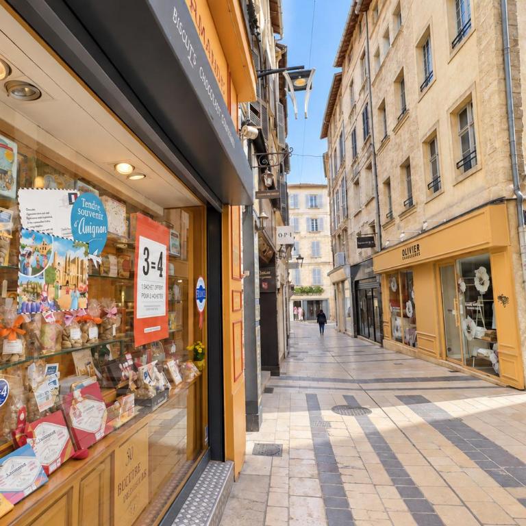 STUDIO - place St Didier - Emplacement idéal - One-Bedroom Apartment - 26