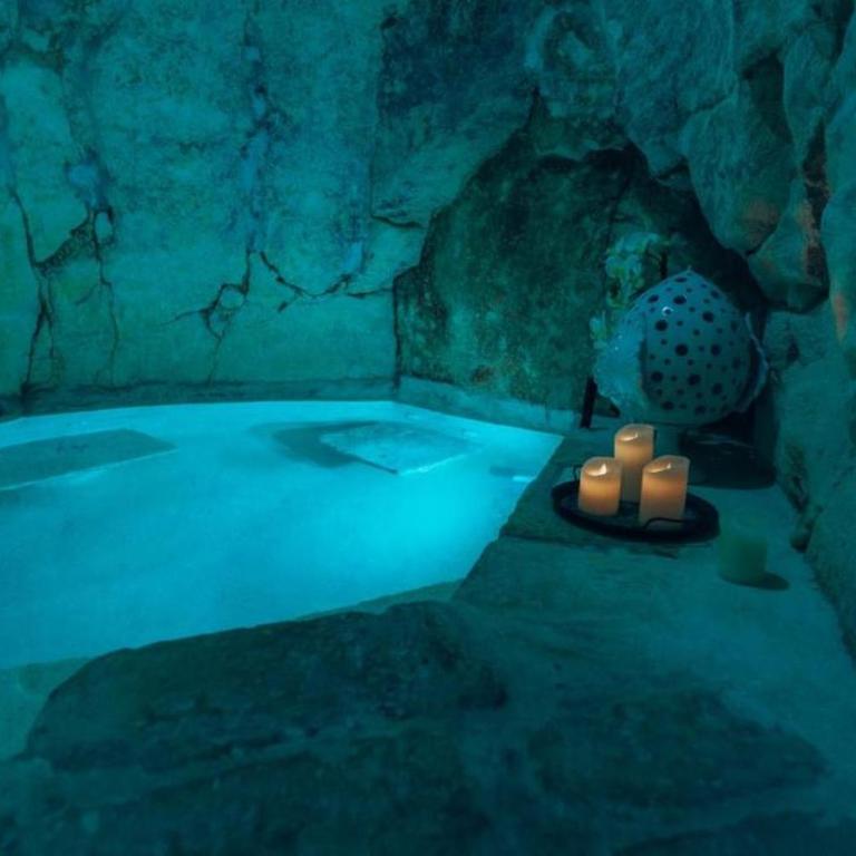 Grotta Carlotta Luxury Suite - Camera Matrimoniale con Vasca Idromassaggio - 3