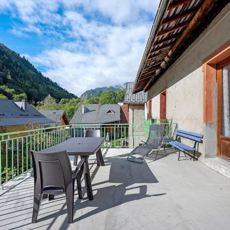 Appartement l'Annexe - Appartement 2 Chambres avec Vue sur la Montagne - 1