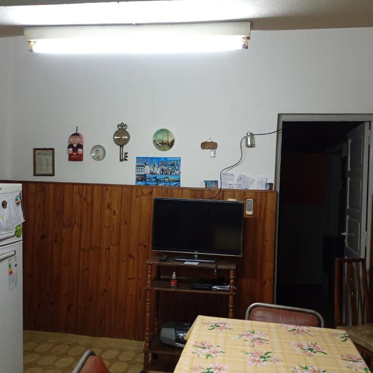 Casa Temporal con cochera - Casa con 1 dormitorio - 2