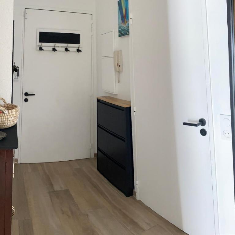 2 P vue panoramique classé 3 étoiles sur la baie de Cannes avec Garage - Appartement 1 Chambre - 21