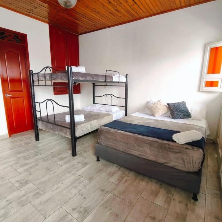 Hotel La Fortaleza D&E Sede Galeria - Habitación Familiar Superior - 1