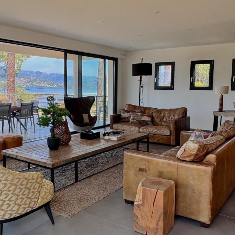 Superbe Villa 14 pers, vue mer et piscine chauffée - Villa - 45