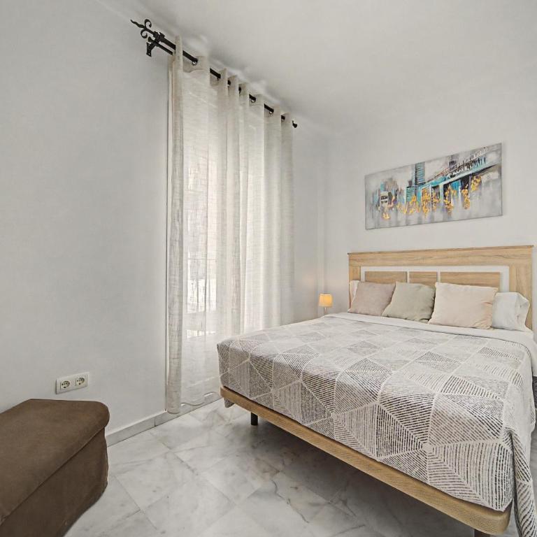 Apartamentos Goya - Apartamento Superior con vistas a la ciudad - 12
