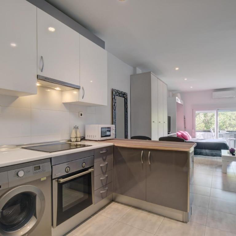 Milla de Oro - 200m de la playa - Apartamento Superior de 1 dormitorio con balcón - 8