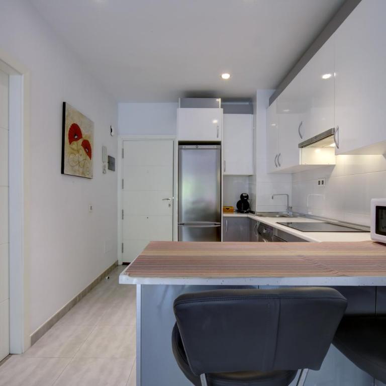 Milla de Oro - 200m de la playa - Apartamento Superior de 1 dormitorio con balcón - 10