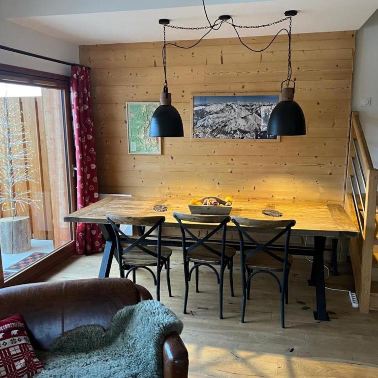 VAUJANYLOCATIONS - L'Etendard - Appartement en Duplex - 24