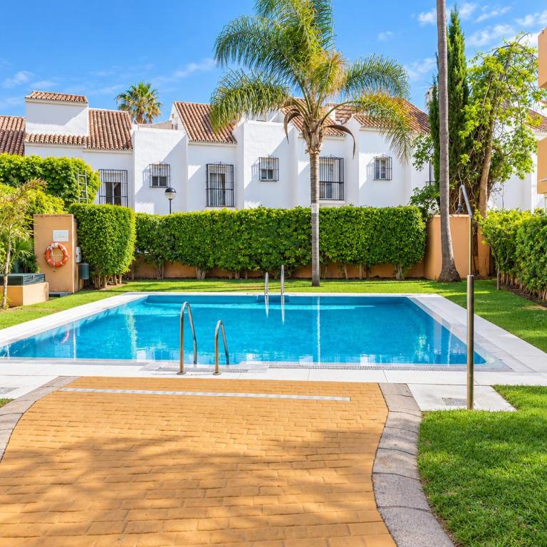 GuestReady - Marbella vibes with pool - Appartamento con 2 Camere da Letto e Balcone - 11