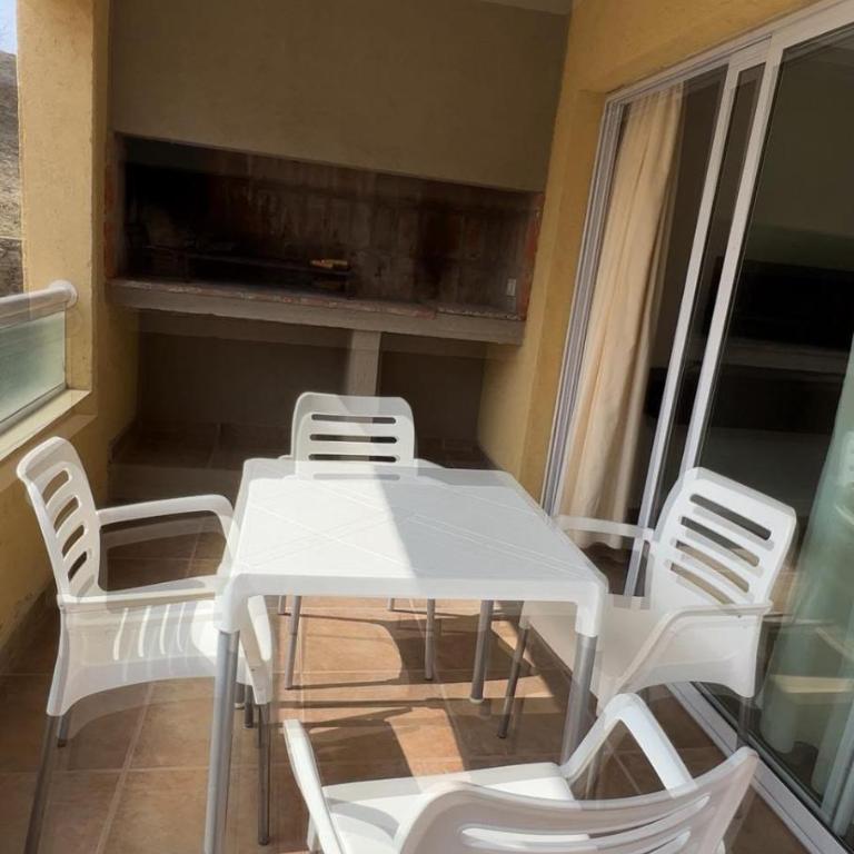 Ariel Apartment - Miami Beach & Sierras - Two-Bedroom Apartment - 10