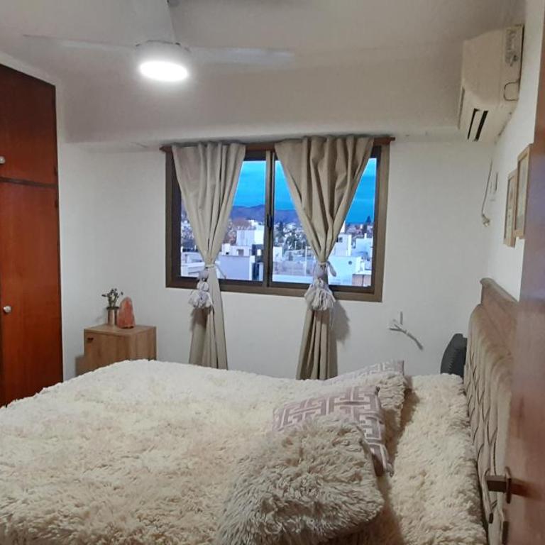 Habitación privada femenina, en Dpto compartido - Double Room - 4