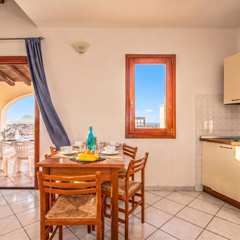 Tavolara Sea View Apartments - Two Bedroom Apartment with Terrace 2 - 6