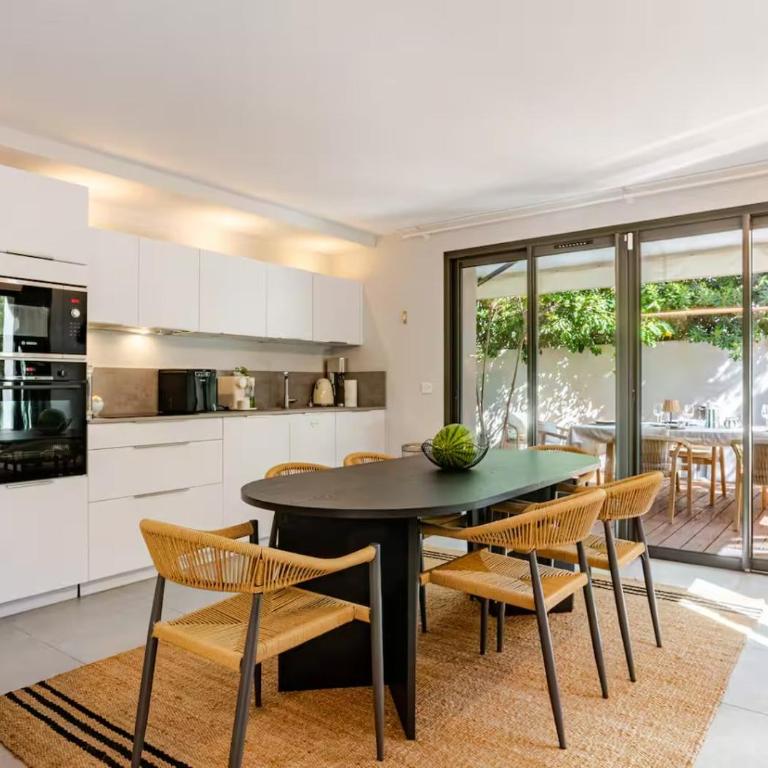 Appartement St Tropez Centre 3chambres et Jardin - Premium Apartment mit 3 Schlafzimmern - 5