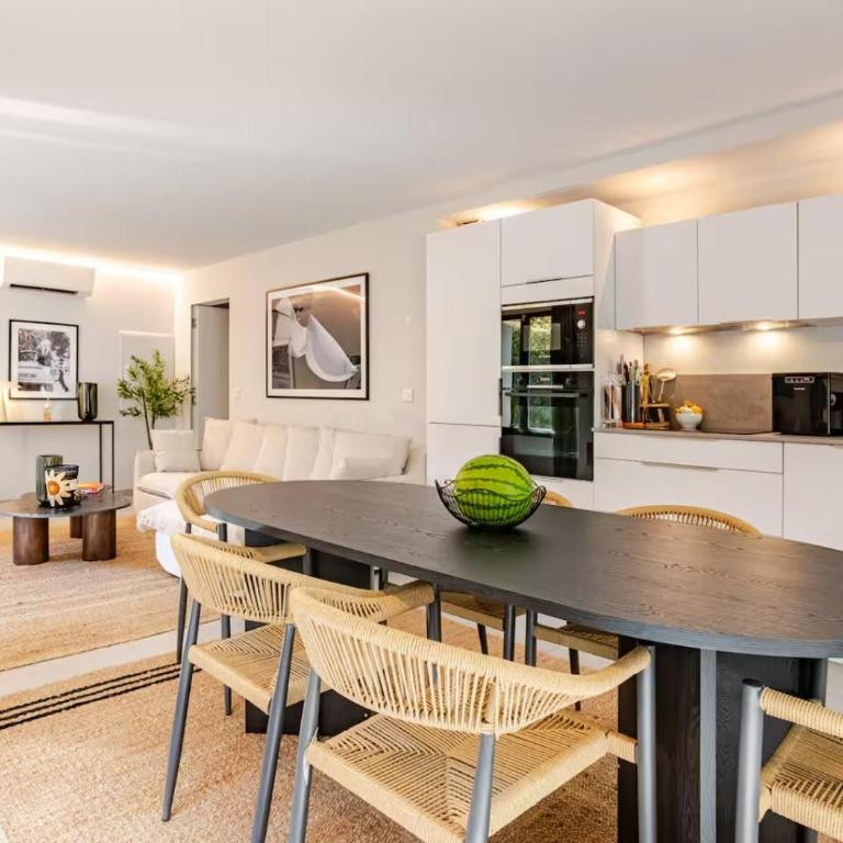 Appartement St Tropez Centre 3chambres et Jardin - Premium Apartment mit 3 Schlafzimmern - 15