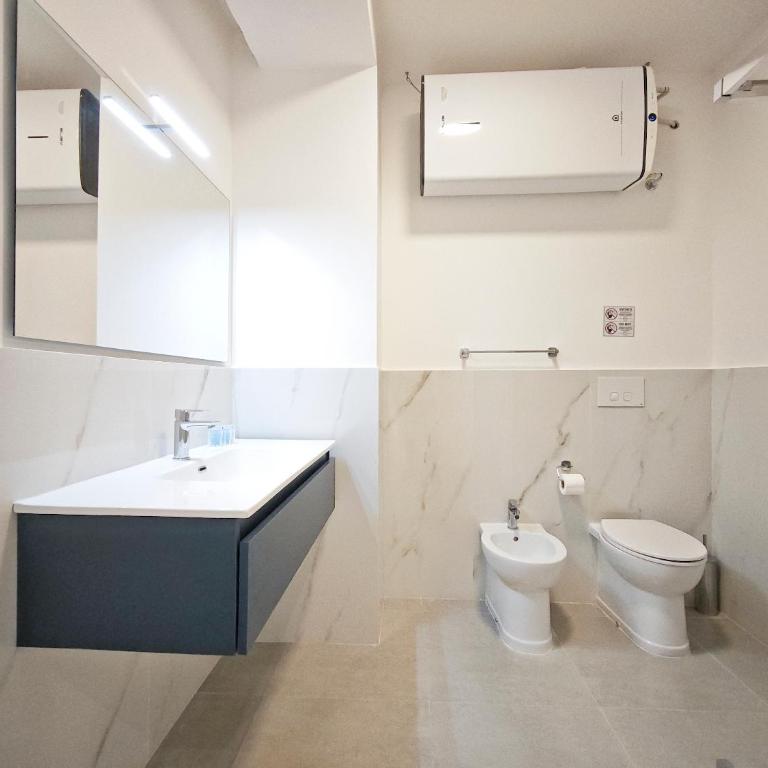 Pietra Apartment - Camera Tripla con Bagno Privato - 3