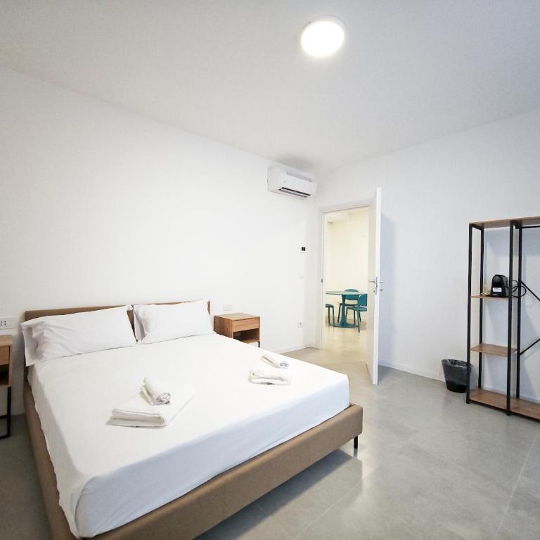 Pietra Apartment - Camera Tripla con Bagno Privato - 4