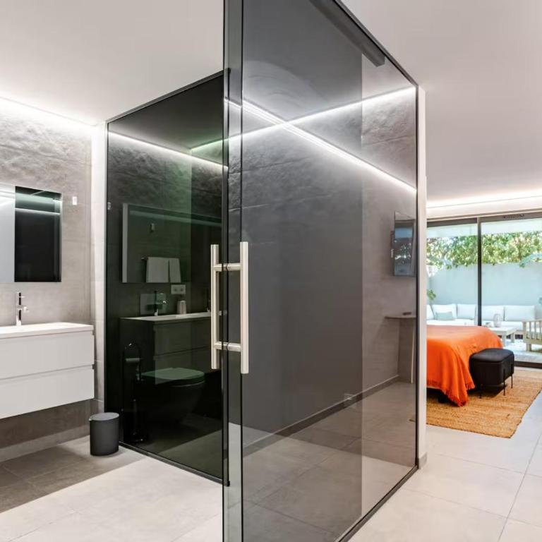 Appartement St Tropez Centre 3chambres et Jardin - Premium Apartment mit 3 Schlafzimmern - 20