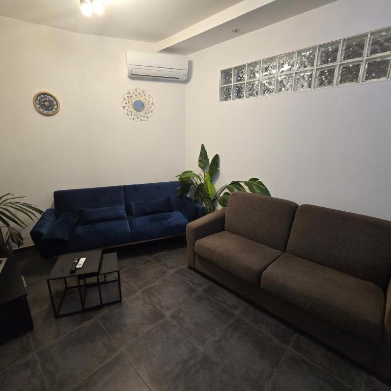 Monaco 50m Renovated 2 room apartment fully equipped airconditioning WiFi - Appartement 1 Chambre - 32