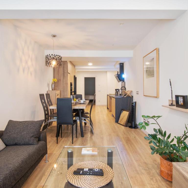Espacioso apartamento a 9 min playa - Apartamento - 2